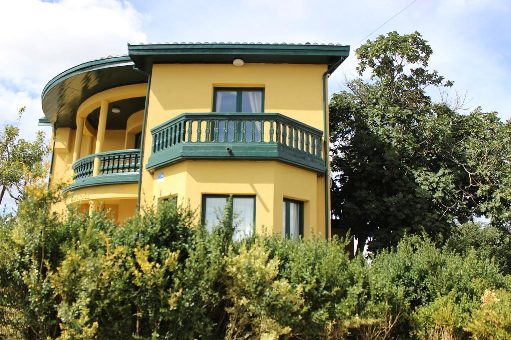Hotel Valle Del Oja カサラレイナ エクステリア 写真