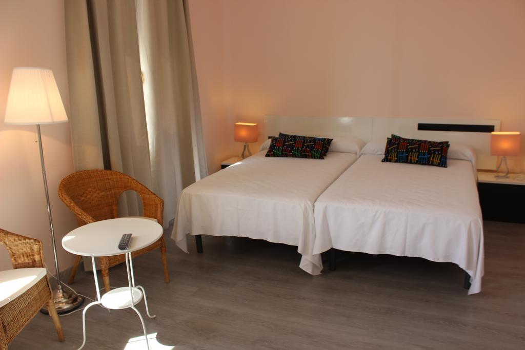 Hotel Valle Del Oja カサラレイナ エクステリア 写真